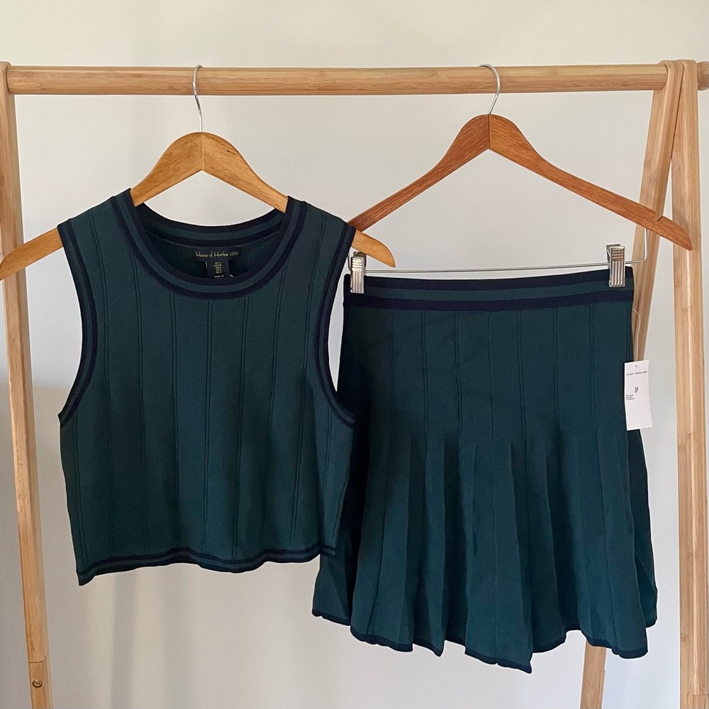 NWT House of Harlow Revolve Knit Tank and Tennis Skirt Set in Forest Green - S
